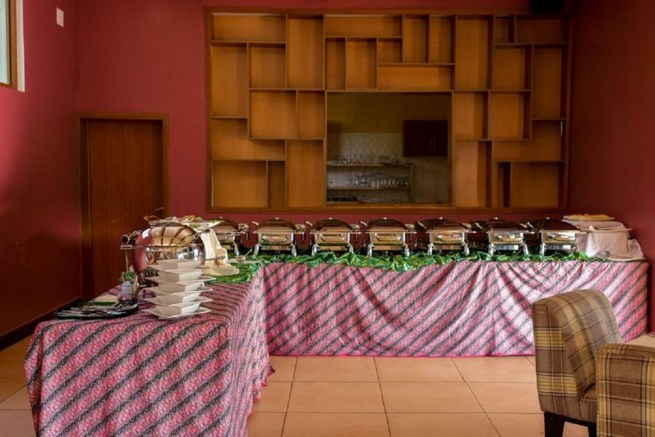 Orient Park Hotel Kigali Eksteriør billede