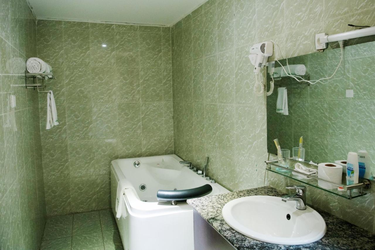 Orient Park Hotel Kigali Eksteriør billede
